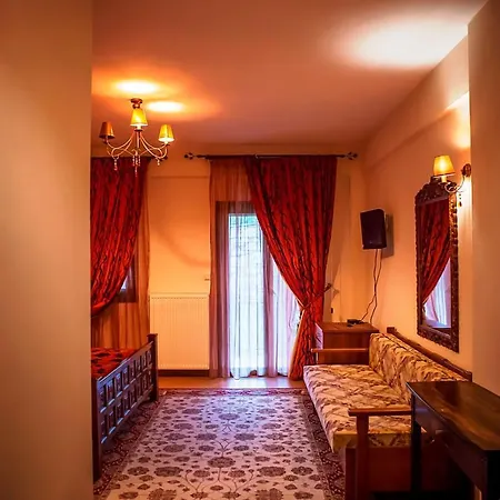 Andromeda Limni Plastira ホテル 3*