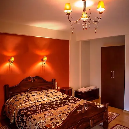 ホテル Andromeda Limni Plastira 3*