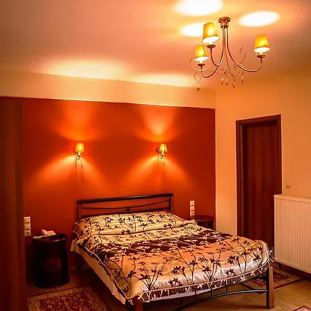 Andromeda Limni Plastira ホテル Koutsodímos