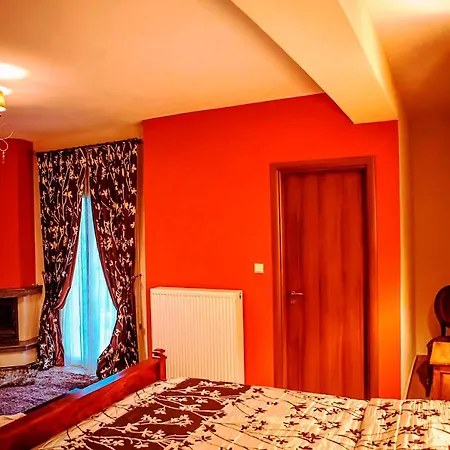 ホテル Andromeda Limni Plastira Koutsodímos