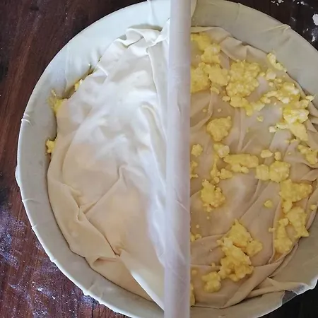 ホテル Andromeda Limni Plastira Koutsodímos